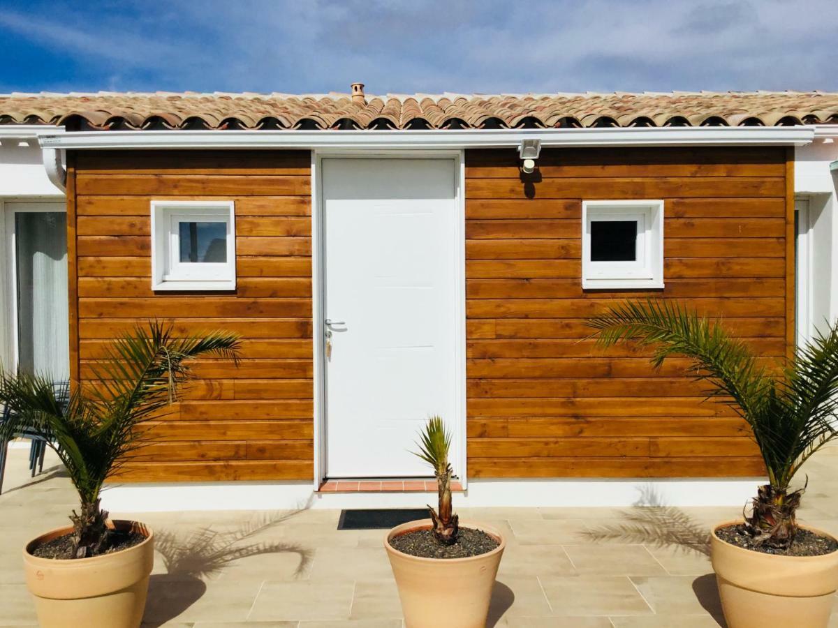 Gite Blanco Y Madera Narbonne Exteriér fotografie
